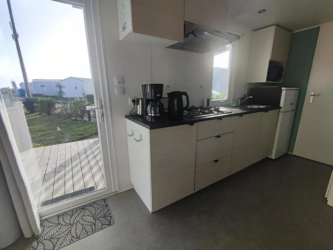 Mobil Home Les Pieds Dans L'Eau Sarzeau Holiday park